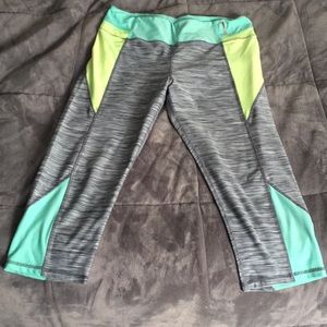 Workout capris